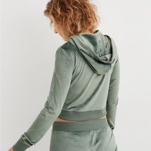 aerie dreamy velour cropped hoodie